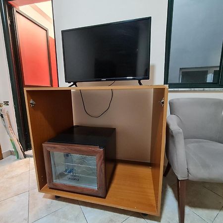 Hotel La Villa Тирана Экстерьер фото